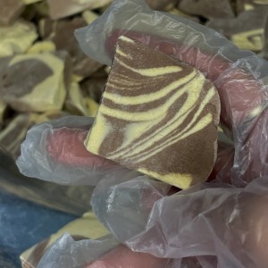 بستنی خشک موزشکلات