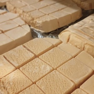 بستنی خشک هلو