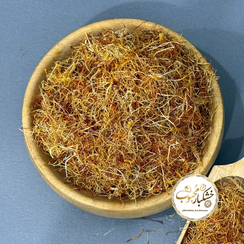 ساقه پرسرخ زعفران