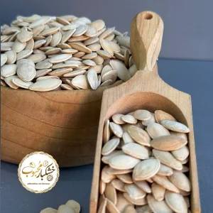 تخمه کدو گوشتی درشت و تازه
