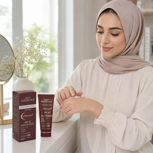 کرم ضد آفتاب مدل ویتاسان با بافت نرم