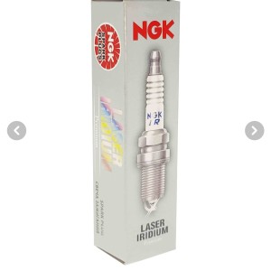 شمع سوزنی   پلاتینیوم  لیزری پای بلند یور 4  کد حرارتی 6 ان جی کی اصلی ژاپن LZKAR6AP-ll.6643 لیبل  همیار حامی مناسب خودرو‌سایز 14
