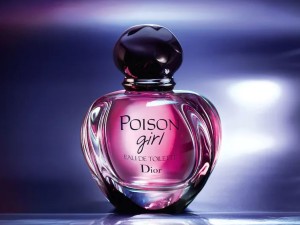 عطر گرمی پویزن گرل دیور - عطر بهشتی