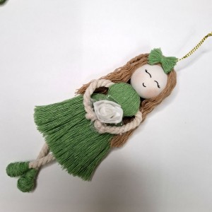 گیفت عروسکی