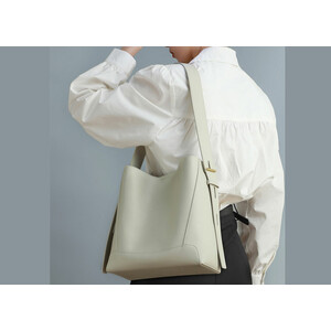 خرید خرید کیف دوشی چرم زنانه با ظرفیت بزرگ new women's leather shoulder crossbody bag 5478