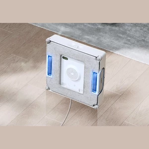 ربات شیشه پاک کن اکووکس