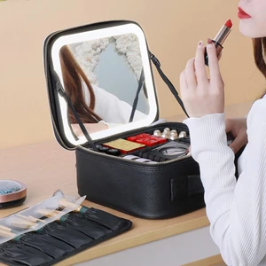 کیف لوازم آرایشی با آینه چراغ دار لمسی شارژی قابل حمل گرین لاین