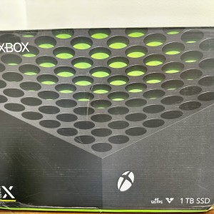 کنسول بازی Xbox Series X | دست دوم در حد نو + هدست و دو دسته