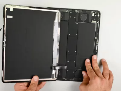 کالبدشکافی iPad Pro M5 توسط iFixit؛ قدرت تراشه M5 در بدنه‌ای باریک‌تر از همیشه