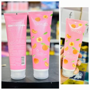 نمک بدن هلو بیوآکوا | Bioaqua Peach Body Salt