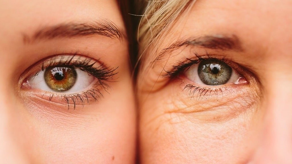 ترفندهای ساده برای کاهش چین و چروک دور چشم بدون دستگاه
