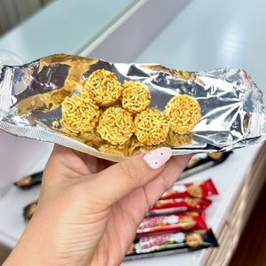 لقمه نودل تُرد و کرانچی
