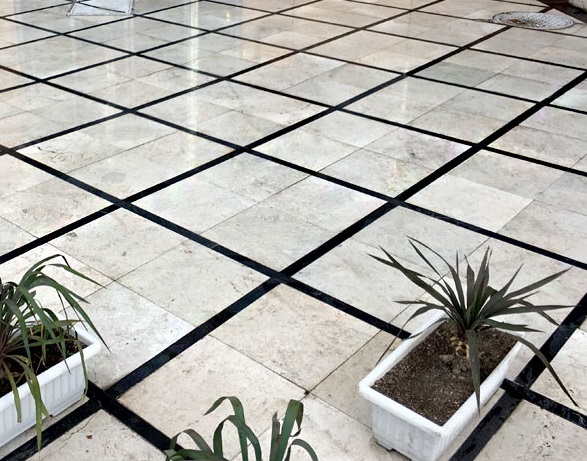 10 مدل و طرح کاشی سنتی حیاط