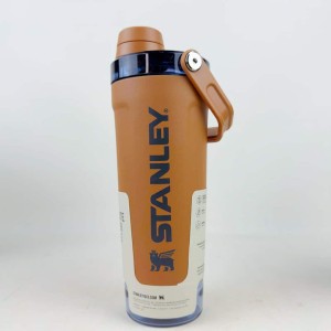 شیکر استنلی ۵۹۰ میلی لیتر مخزن دار مدل  Stanley Activate Shaker Bottle