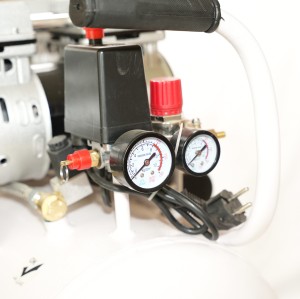 کمپرسور 50 لیتری بیصدا بدون روغن دو موتور محک مجهز به شیر برقی HSU1100-50L