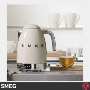 کتری برقی مدرج اسمگ مدل SMEG KLF04CR | رنگ کرم با گنجایش 1.7 لیتر