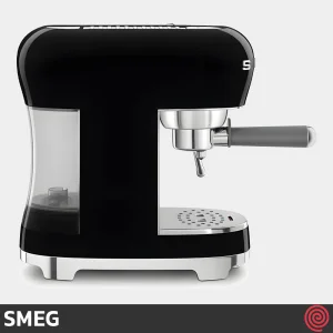 اسپرسو ساز اسمگ مدل SMEG ECF02BL | رنگ مشکی براق با فشار 15 بار