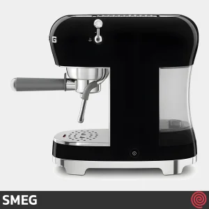 اسپرسو ساز اسمگ مدل SMEG ECF02BL | رنگ مشکی براق با فشار 15 بار