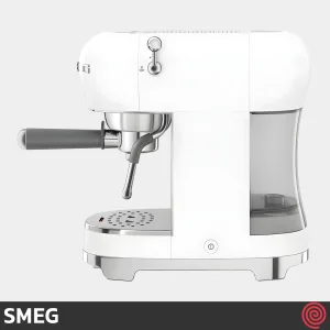 اسپرسو ساز اسمگ مدل SMEG ECF02WH | رنگ مشکی براق با فشار 15 بار