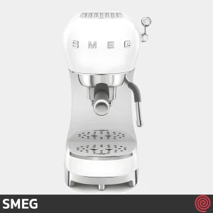 اسپرسو ساز اسمگ مدل SMEG ECF02WH | رنگ سفید با فشار 15 بار