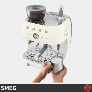 اسپرسو ساز اسمگ مدل SMEG EGF03CR | رنگ کرم با آسیاب و فشار 20 بار