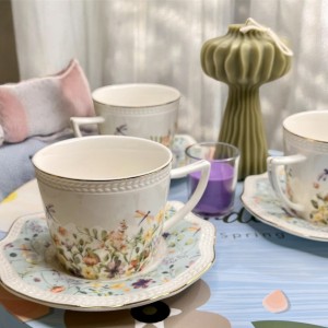 فنجای چای چینی ، خاک کائولین