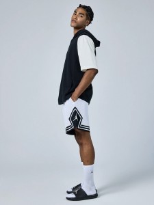 شلوارک نایک