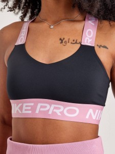 نیم تنه نایک