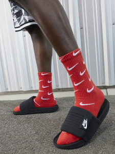 دمپایی نایک