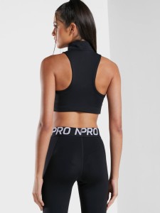 نیم تنه نایک