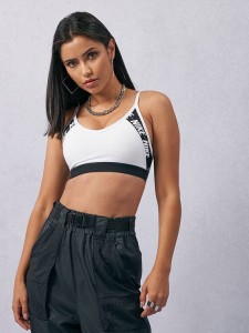 نیم تنه نایک