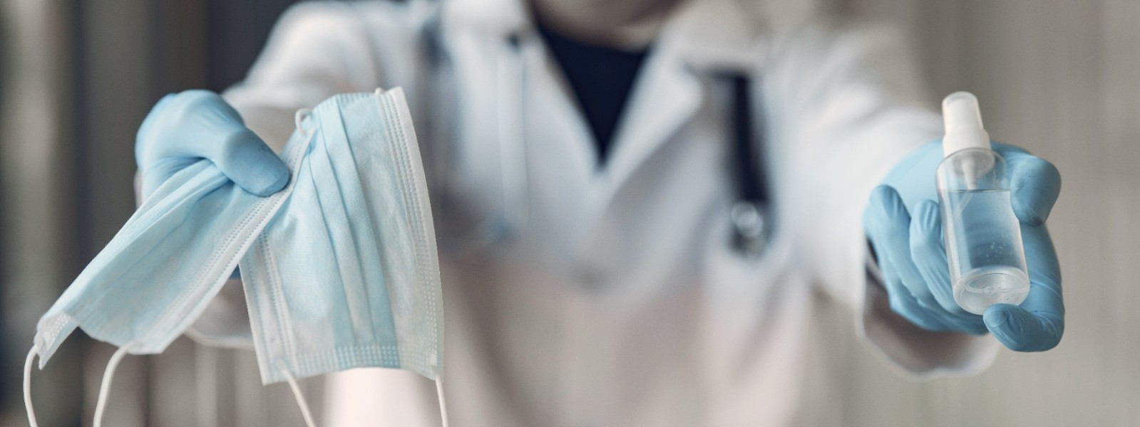 اهمیت رعایت بهداشت شخصی در محیط‌های پزشکی