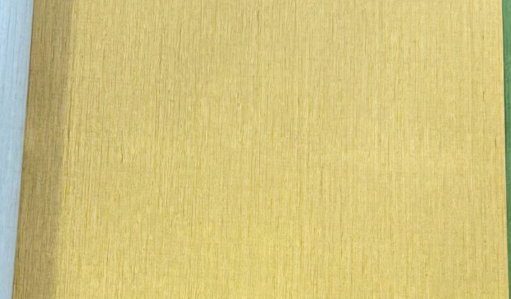 کاغذ دیواری طرح راه راه زرد