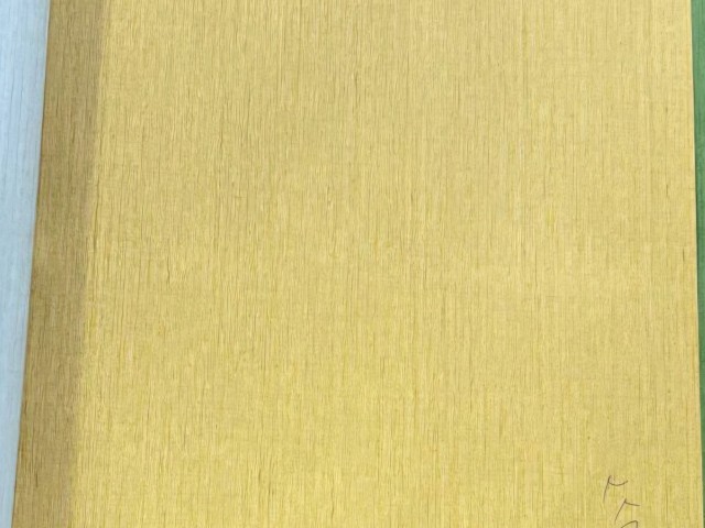 کاغذ دیواری طرح راه راه زرد