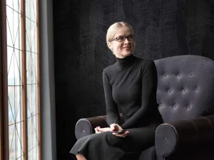 آلبوم کاغذدیواری کربن 1طرح بافت مشکی کد ۱۰۰۳۶