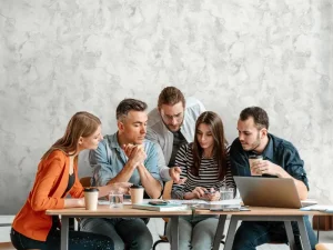 آلبوم کاغذدیواری کربن 1طرح پتینه نقره‌ای کد ۱۰۰۴۲