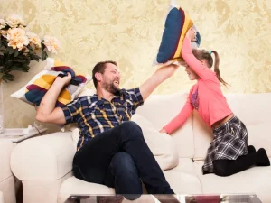 کاغذ دیواریکربن2/ carbon2 طرح پتینه قهوه‎‌ای کد ۱۰۱۲۹