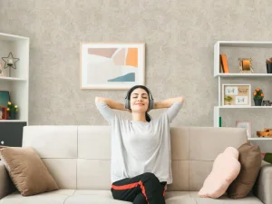 کاغذ دیواری کربن 3/carbon3 طرح پتینه کرم کد ۱۰۲۵۱