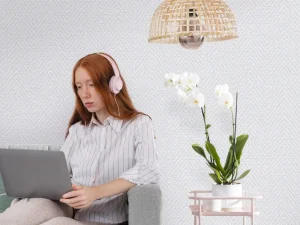 کاغذ دیواری کربن 3/carbon3 طرح بافت نقره ای کد ۱۰۲۸۰