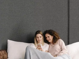 کاغذ دیواری کربن 3/carbon3 طرح بافت مشکی کد ۱۰۲۸۴