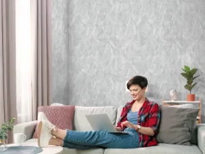 کاغذ دیواری کربن 3/carbon3 طرح رگه‌دار نقره ای کد ۱۰۲۹۲