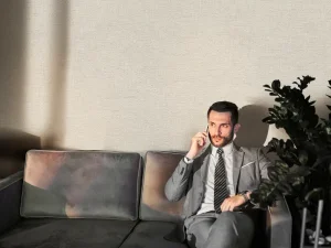 کاغذ دیواری طرح جودون  carbon 3/ بافت کرم کد ۱۰۳۳۶