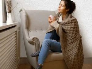 کاغذ دیواری هاش دو او H2O طرح ساده سفید / کد 915W