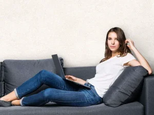 کاغذدیواری هاش دو او H2O طرح بافت کرم کد 928C