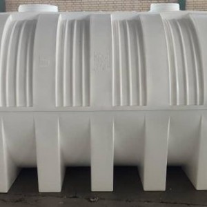 مخزن 4000 لیتری افقی سه لایه رادمان پلاست