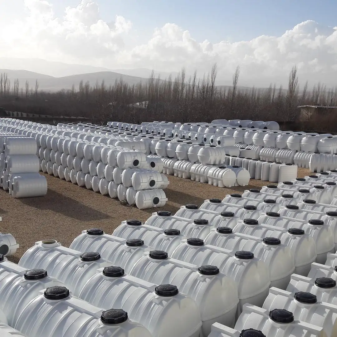 مخزن آب پلی اتیلن