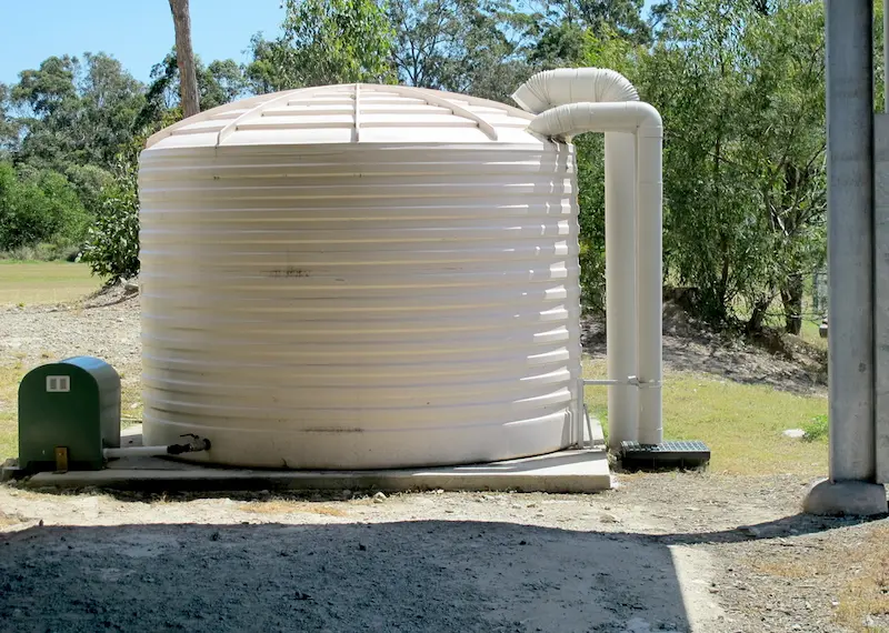 https://cdnfa.com/abrishamplus/1fbc/uploads/new/water-storage-tanks.webp