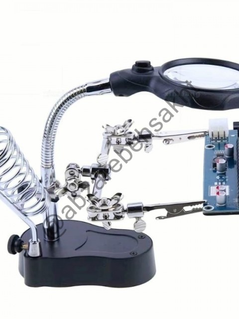 ذره بین رو میزی