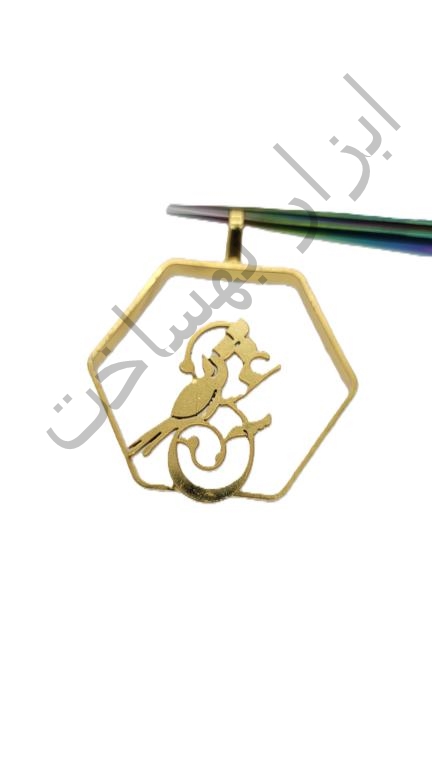فریم استیل رزین  شش ضلعی  گردنبند طرح دار