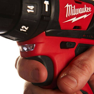 دریل پیچ گوشتی چکشی شارژی میلواکی مدل M12 BPD-202C